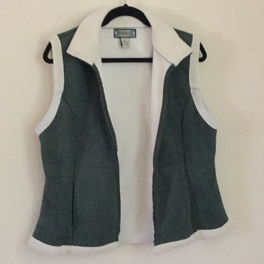 Fluffy Vest
